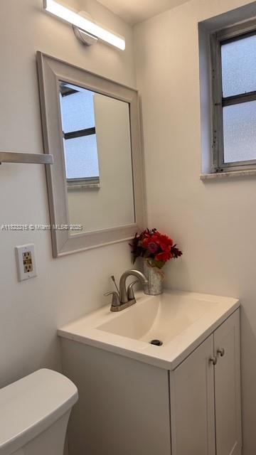 5168 NE 6th Ave # 404