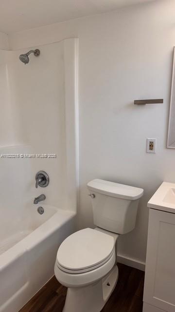 5168 NE 6th Ave # 404