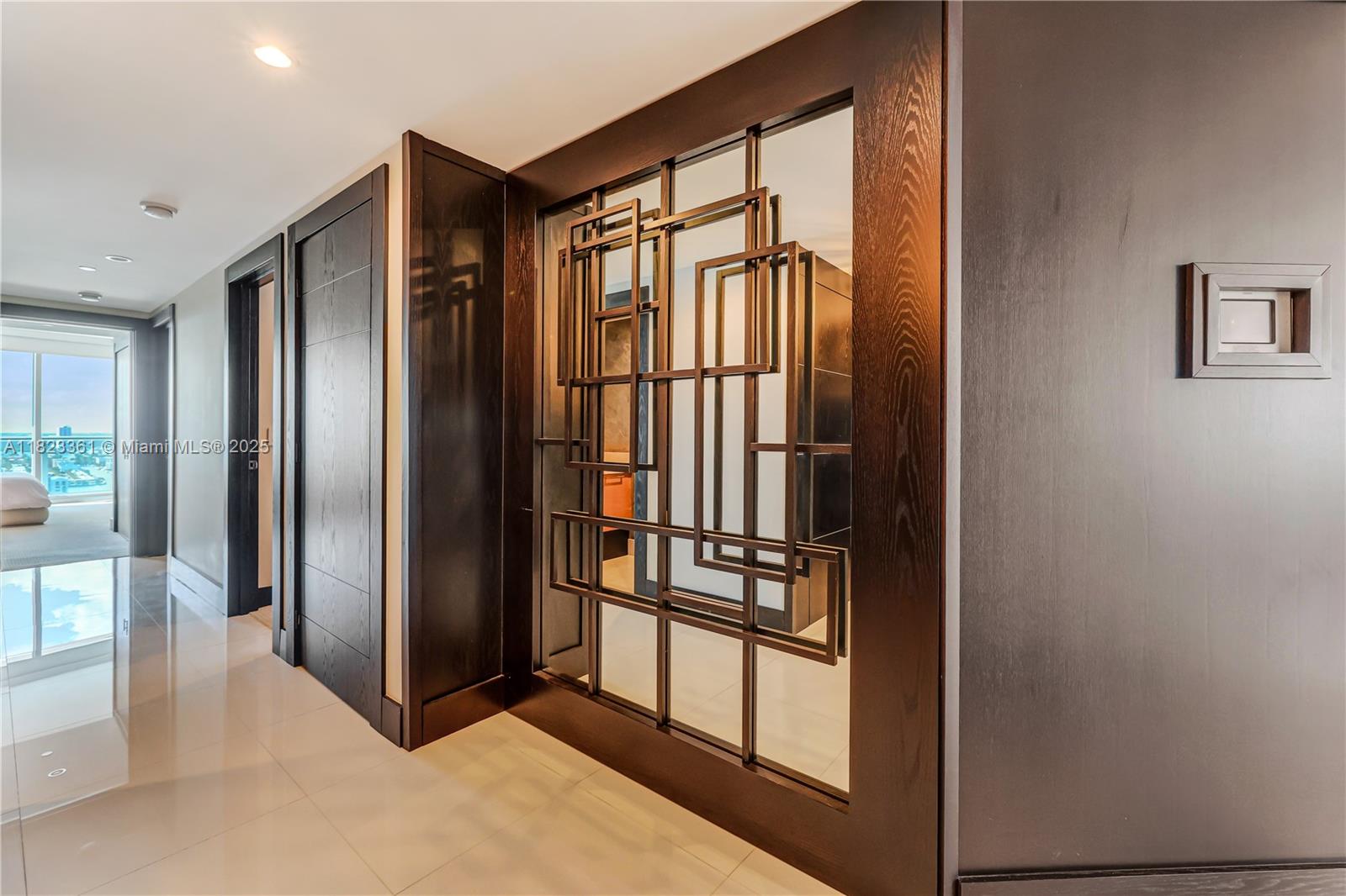 17001 Collins Ave # 2508