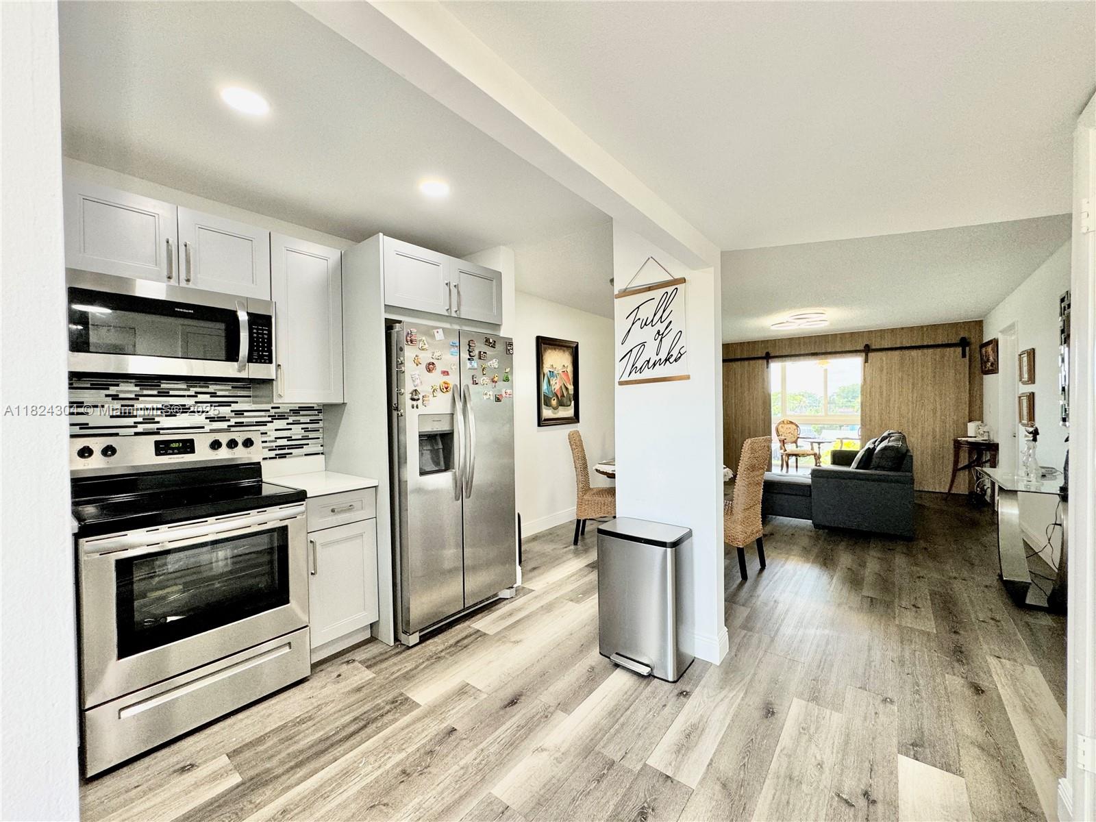 8305 Sunrise Lakes Blvd Unit: 302