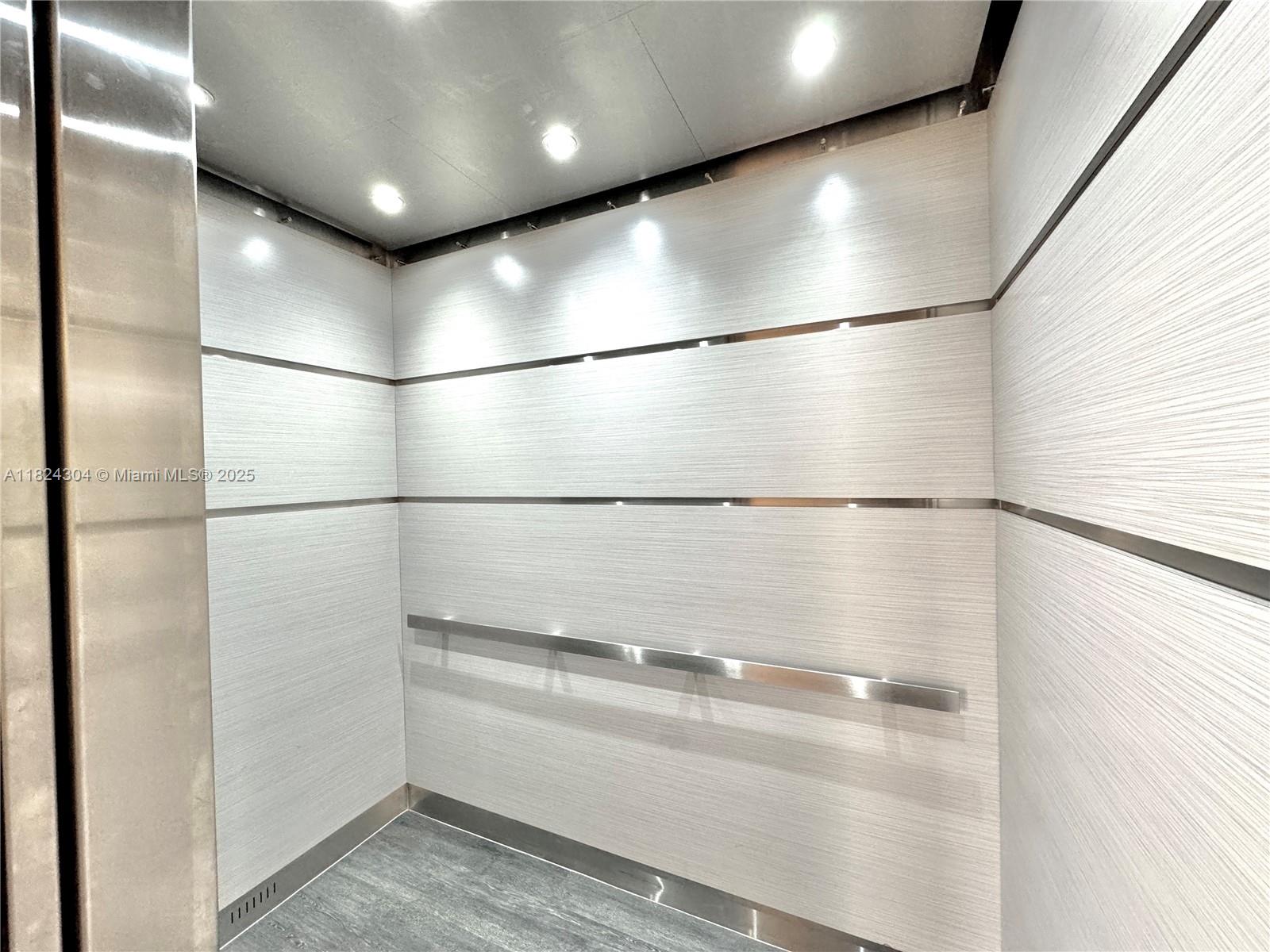 8305 Sunrise Lakes Blvd Unit: 302