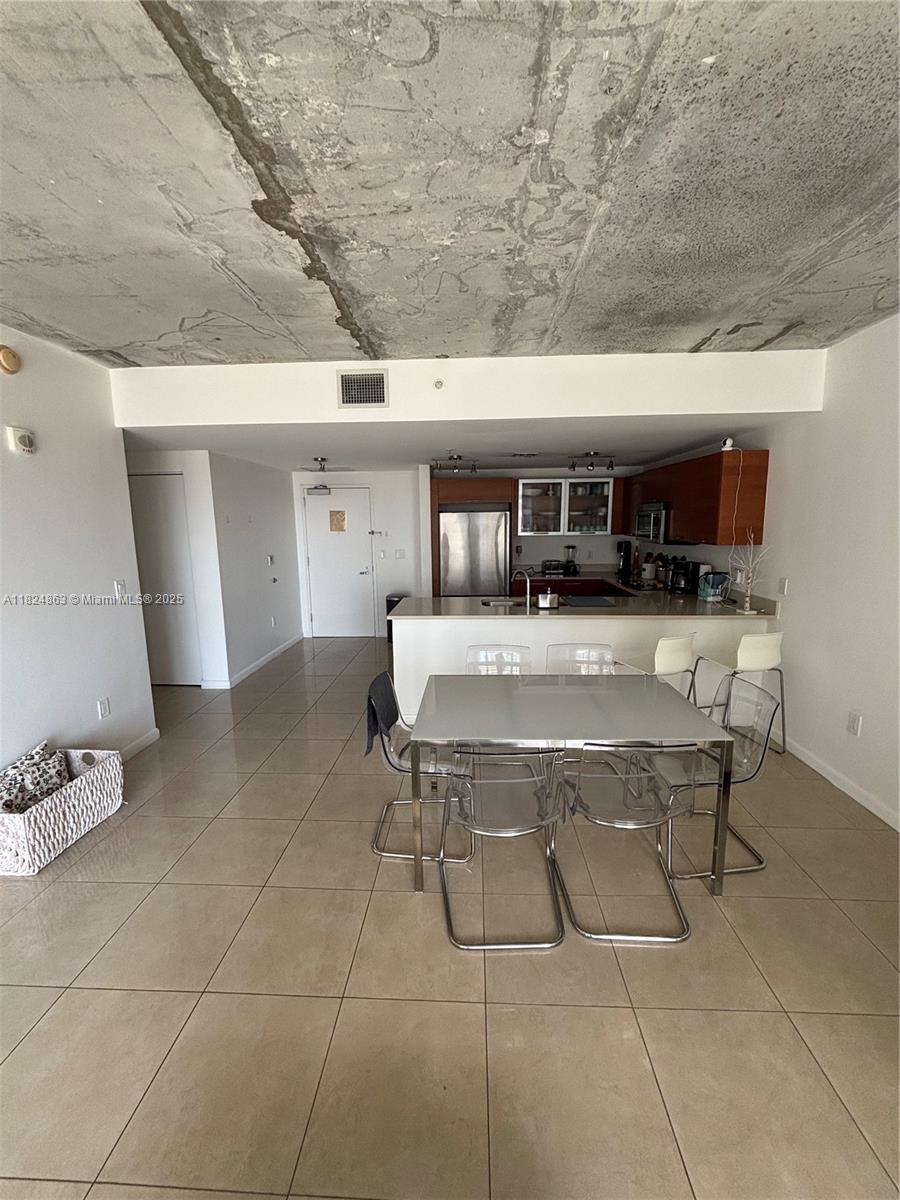3250 NE 1st Ave # 918