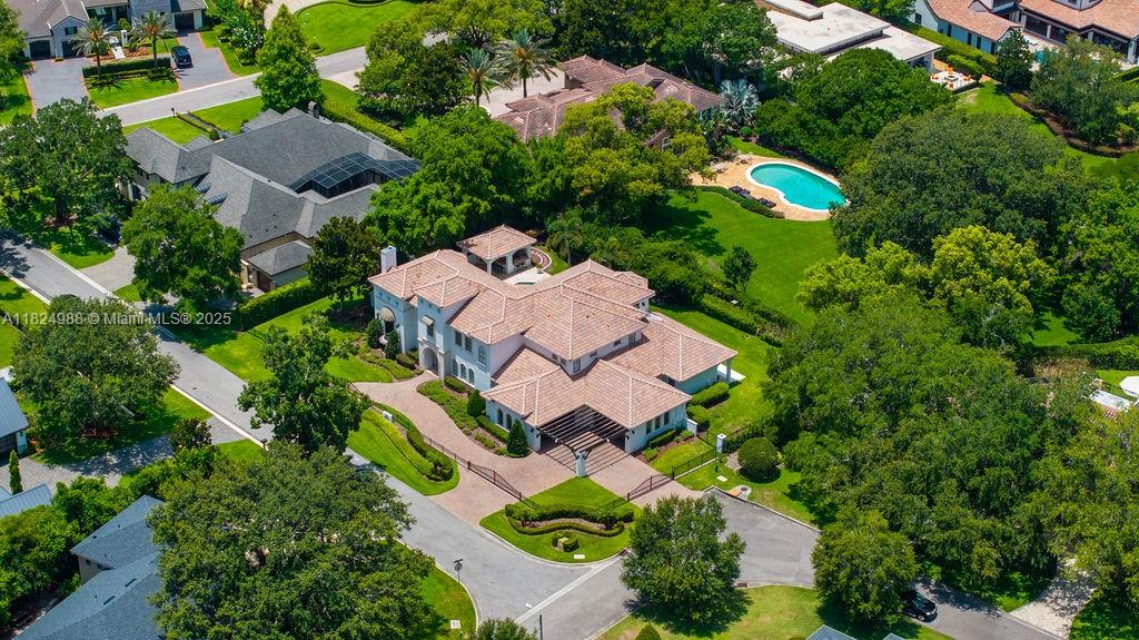 2211 Azalea Pl