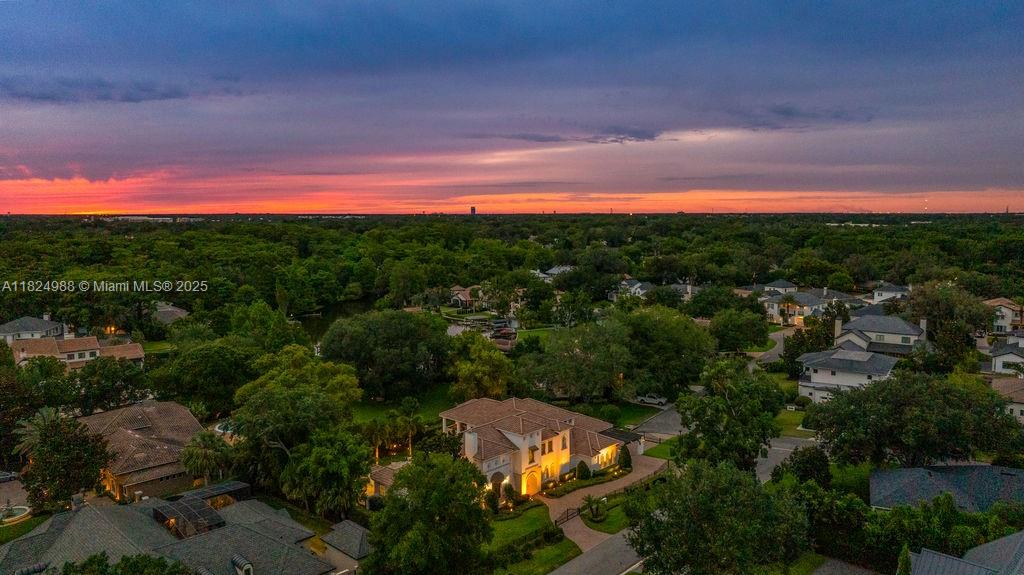 2211 Azalea Pl