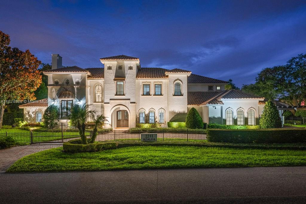 2211 Azalea Pl
