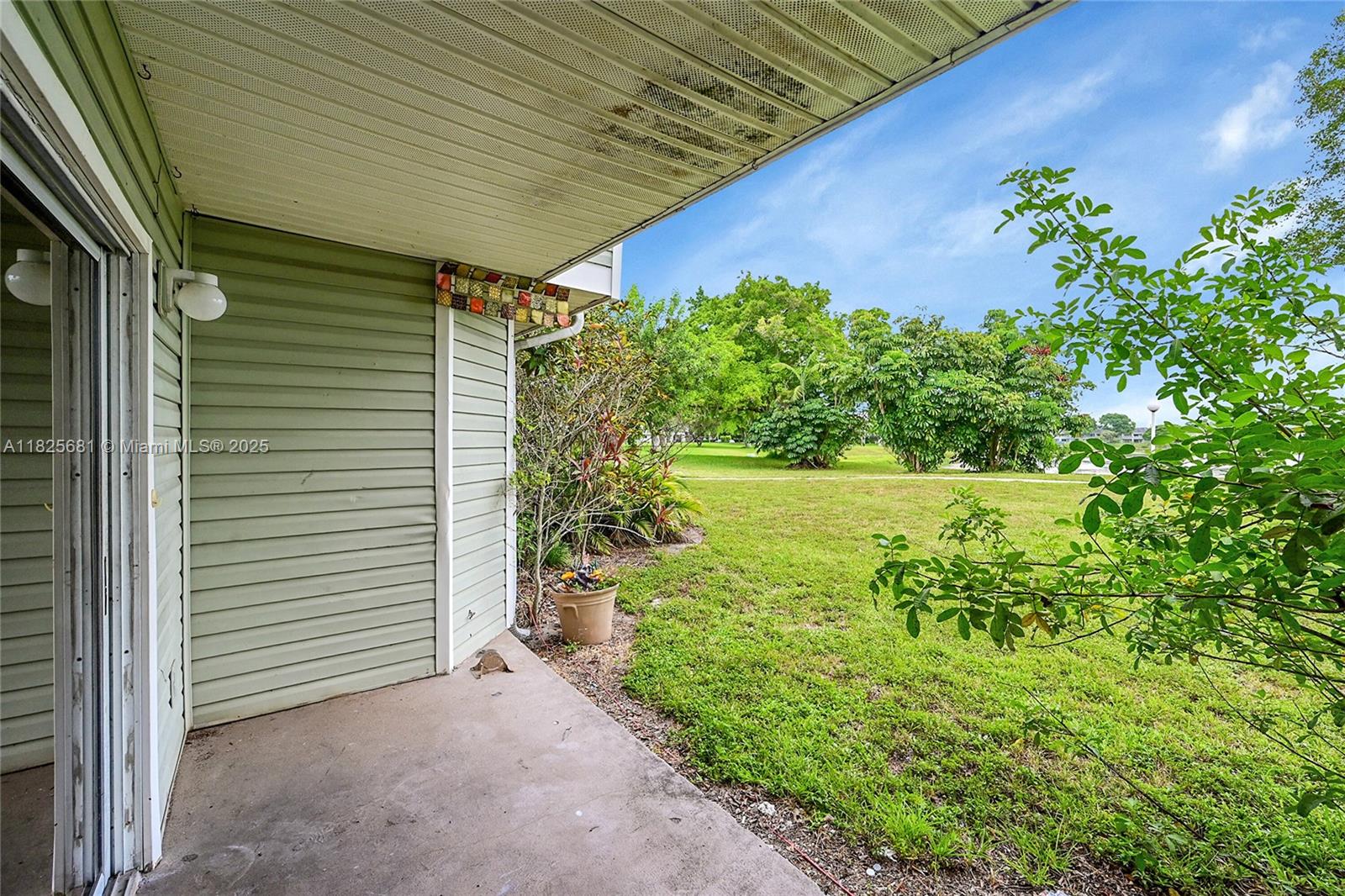 3453 NW 44th St # 107