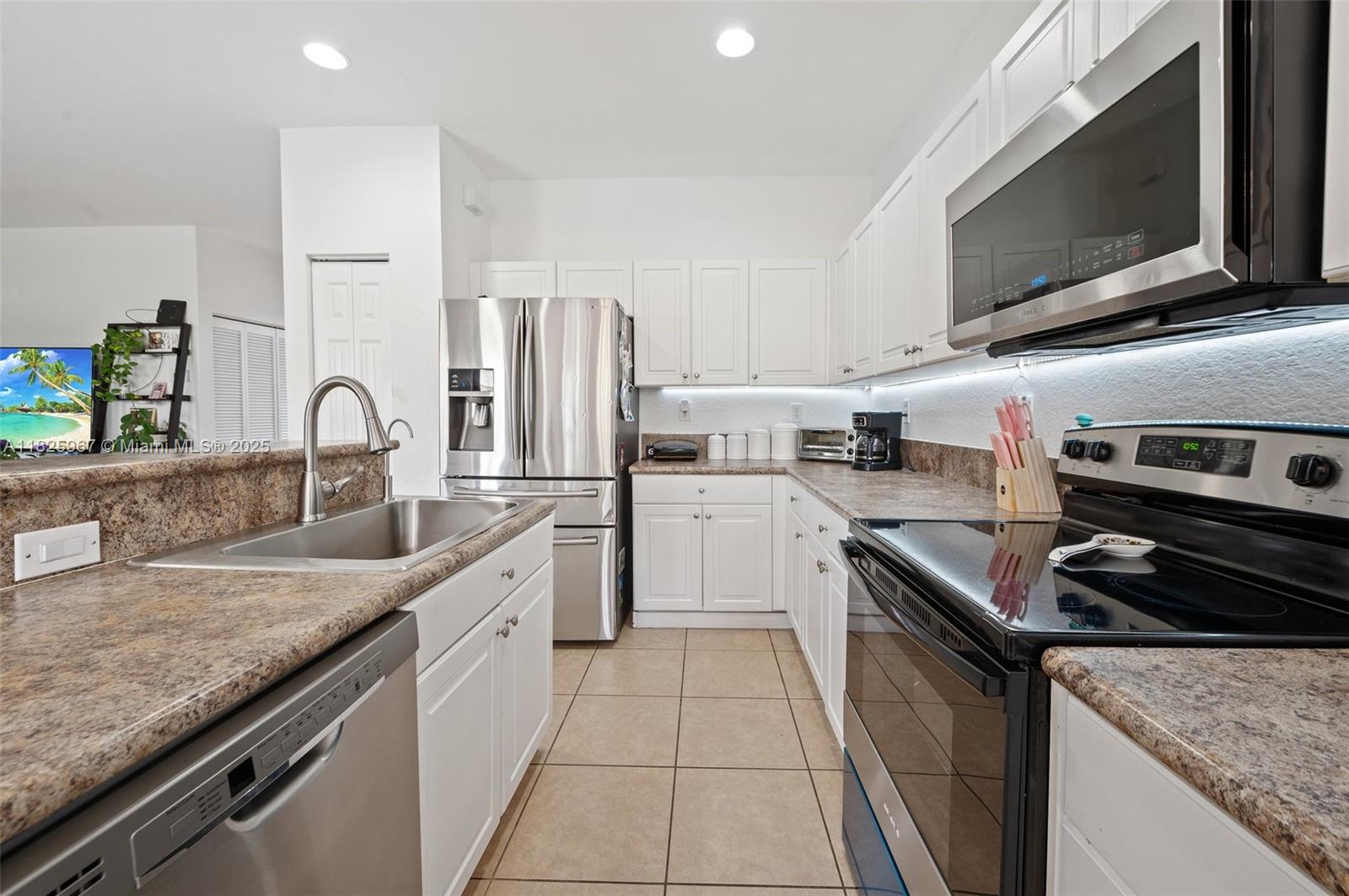 24326 SW 114th Path