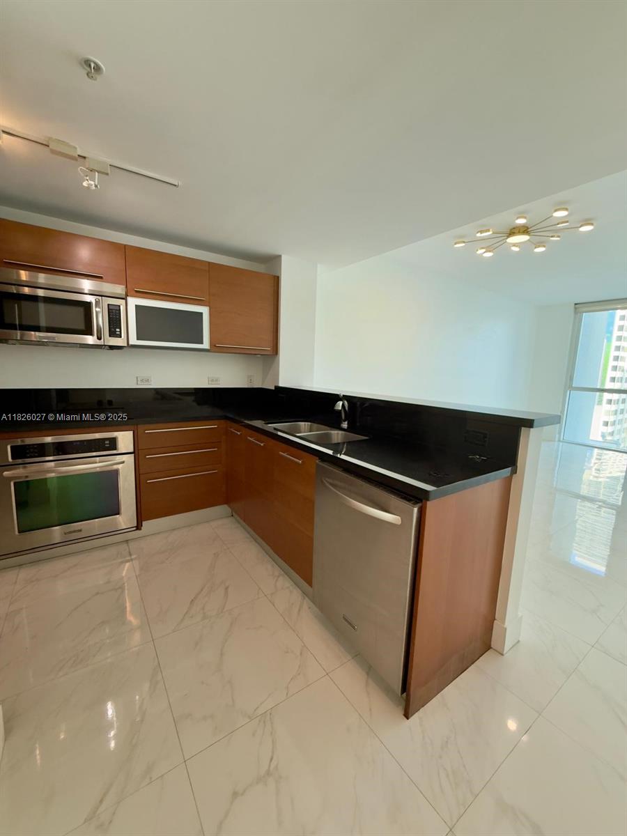 244 Biscayne Blvd # 2305
