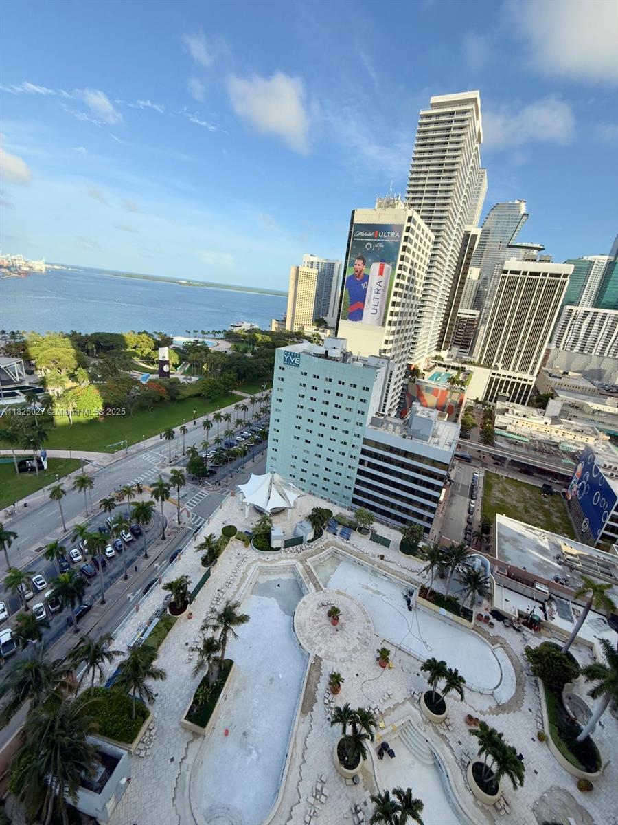 244 Biscayne Blvd # 2305