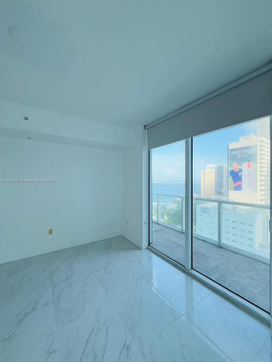 244 Biscayne Blvd # 2305