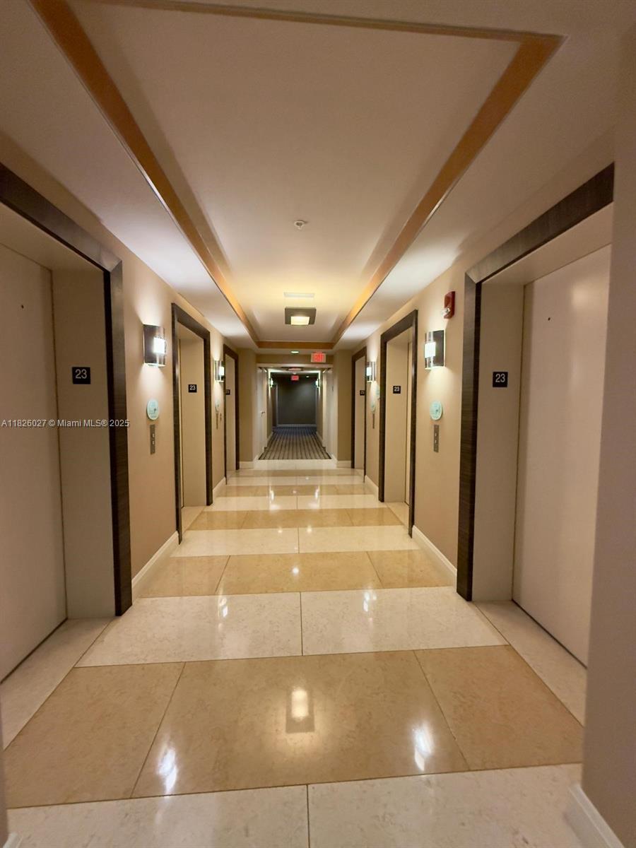 244 Biscayne Blvd # 2305