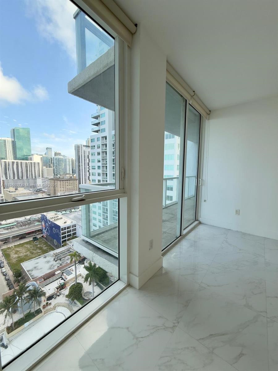 244 Biscayne Blvd # 2305