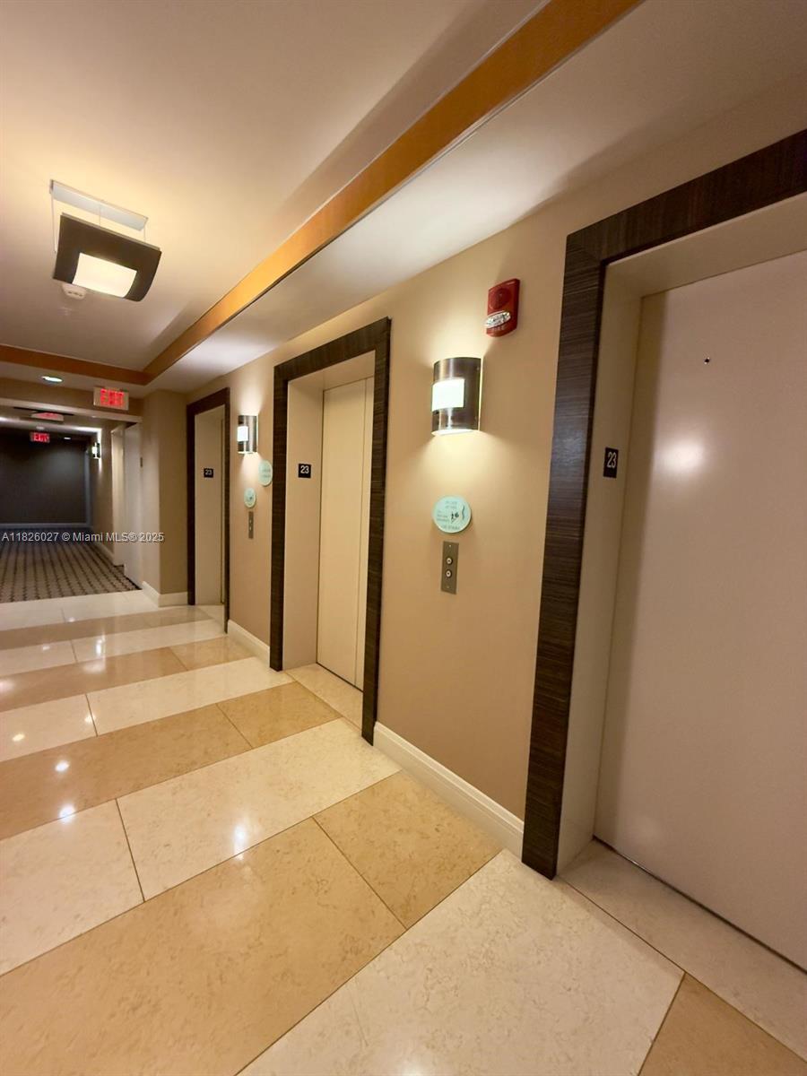 244 Biscayne Blvd # 2305