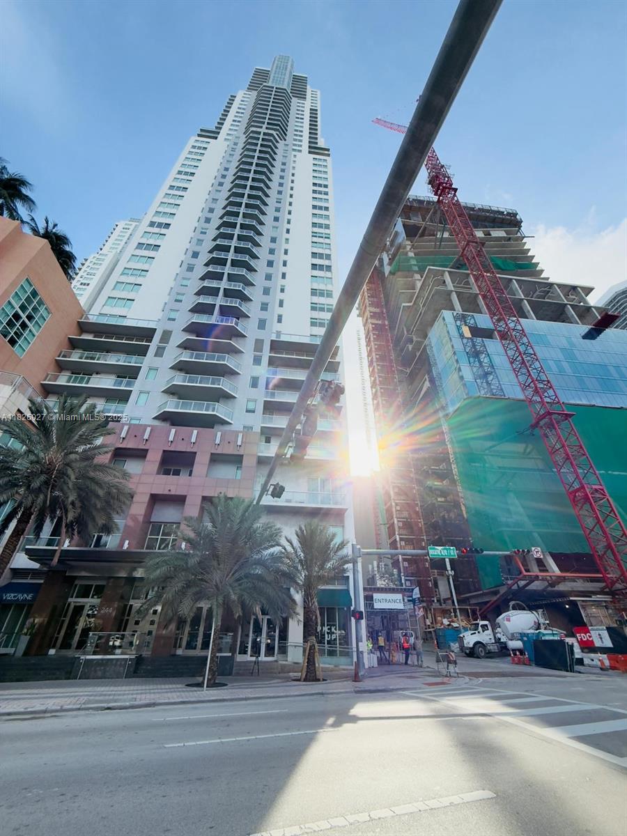 244 Biscayne Blvd # 2305