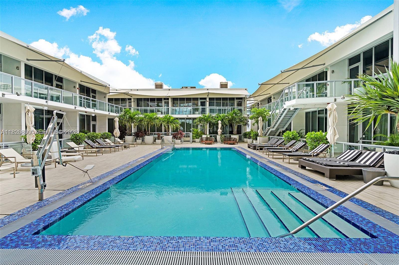 1100 Biscayne Blvd # 4305