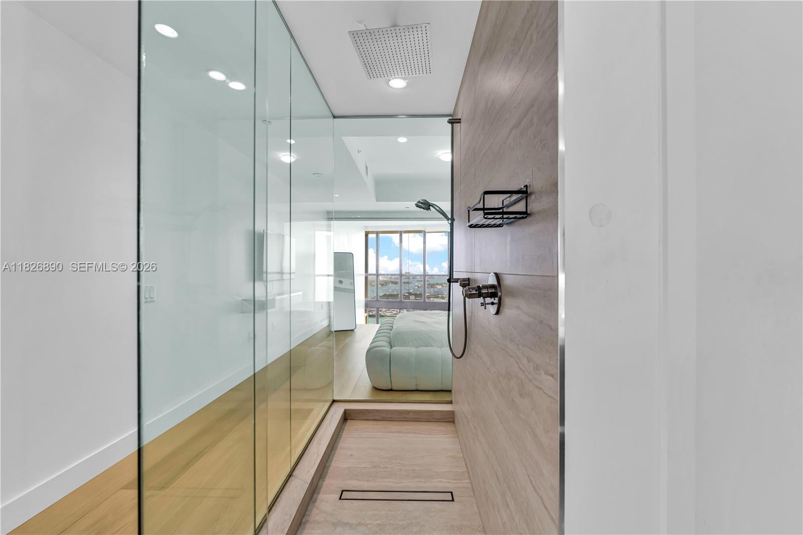 1100 Biscayne Blvd # 4305