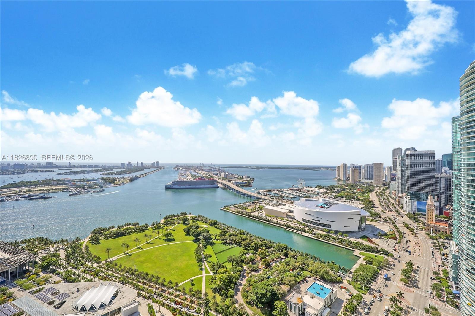 1100 Biscayne Blvd # 4305