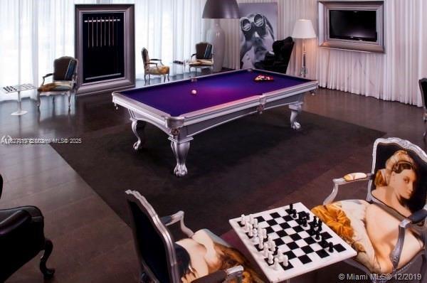 495 Brickell Ave # 1806