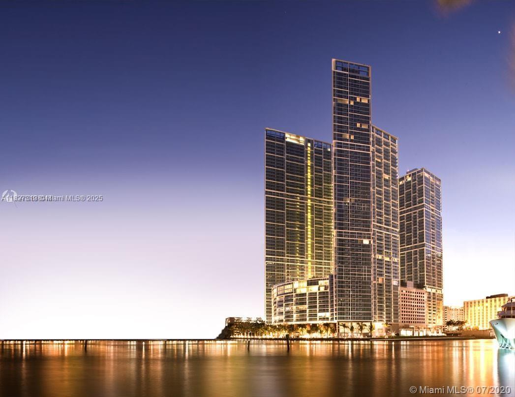 495 Brickell Ave # 1806