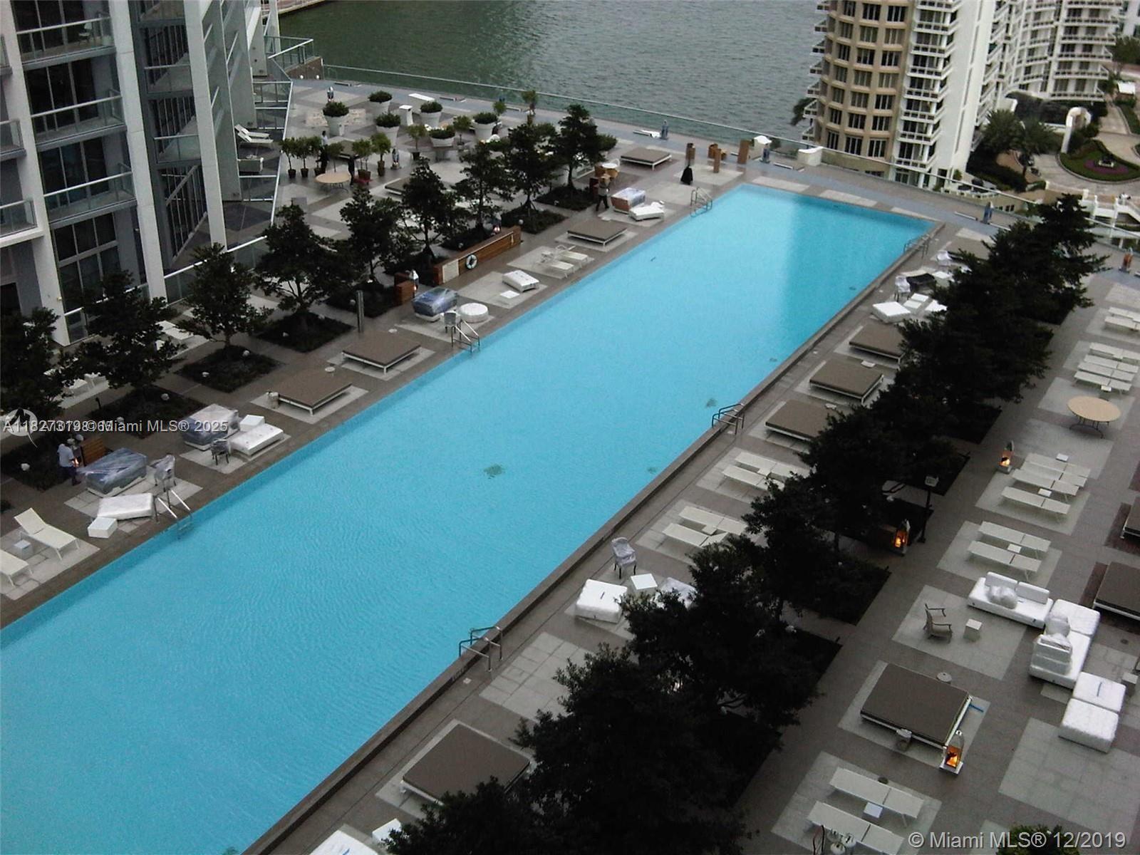 495 Brickell Ave # 1806