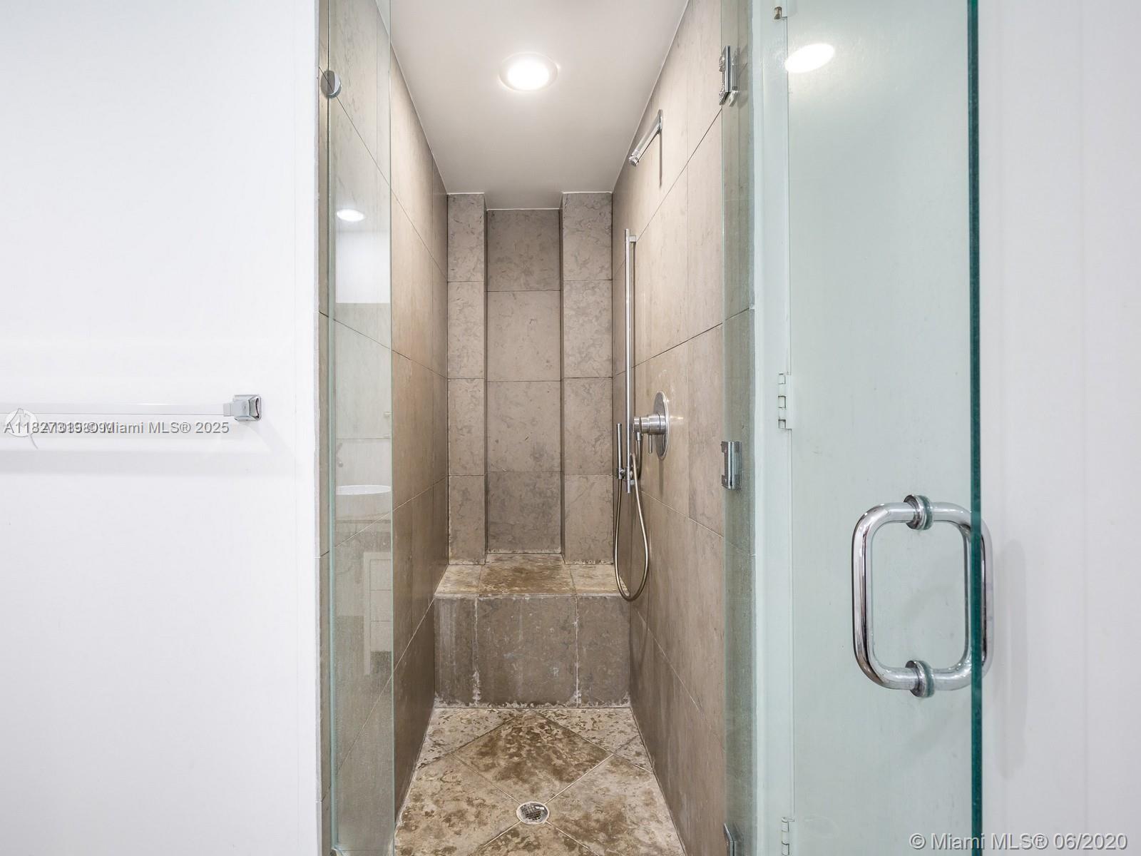 495 Brickell Ave # 1806