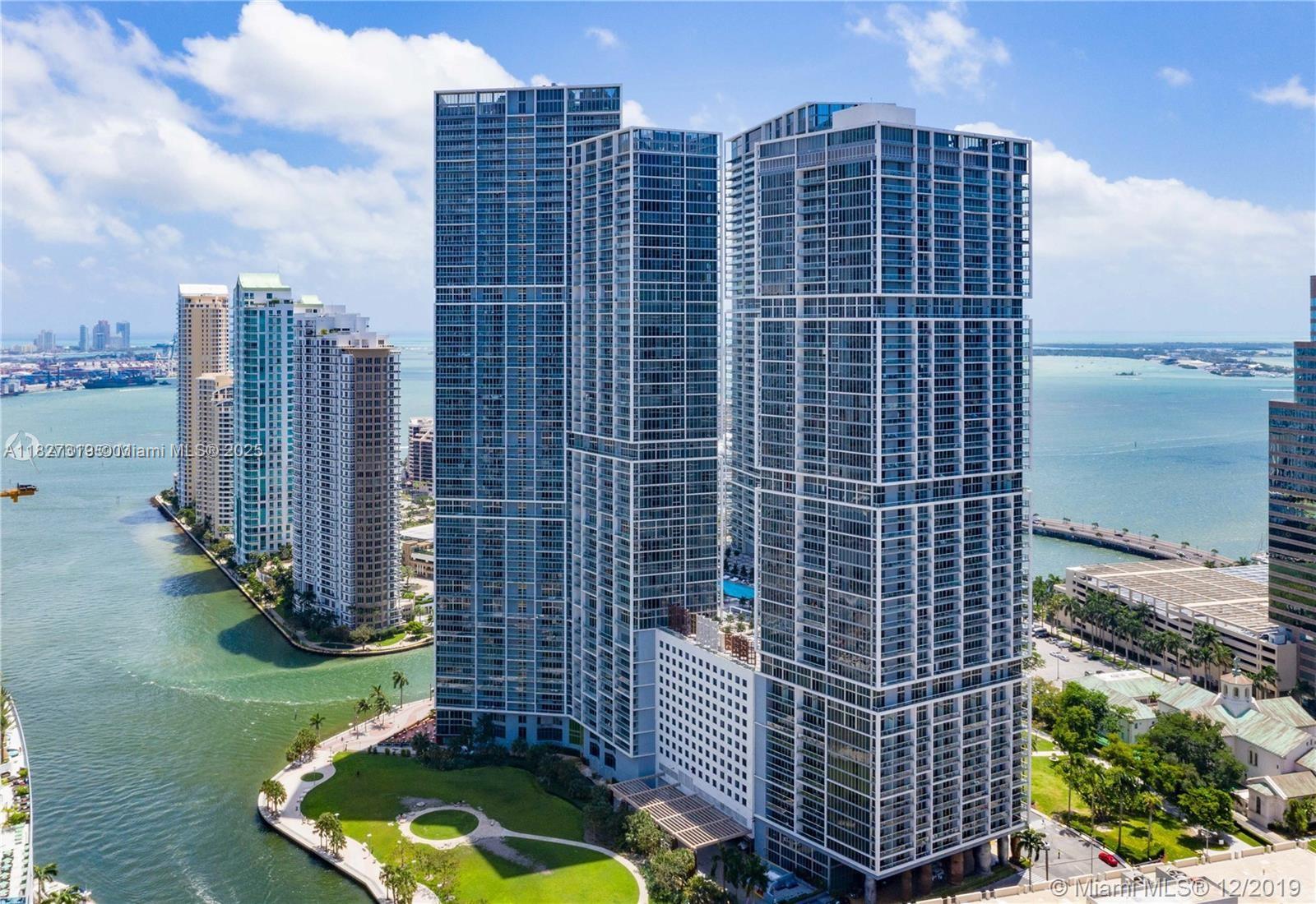 495 Brickell Ave # 1806