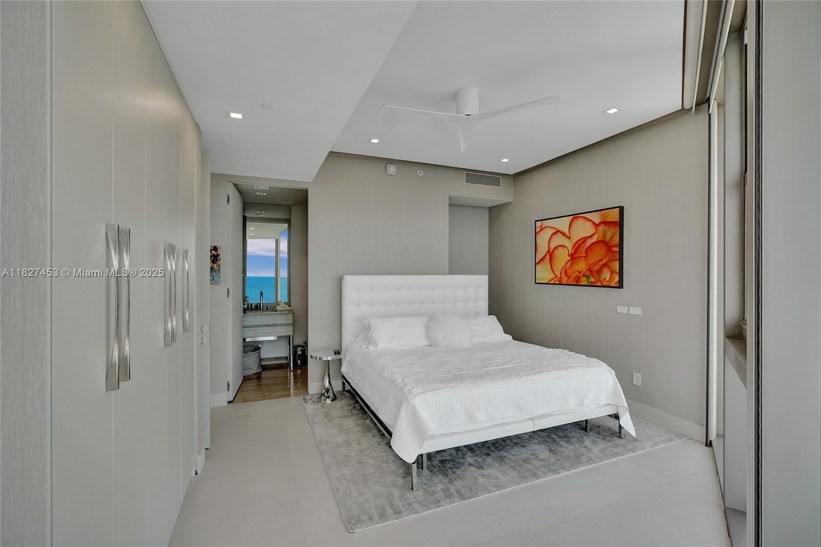 18975 Collins Ave # 3000
