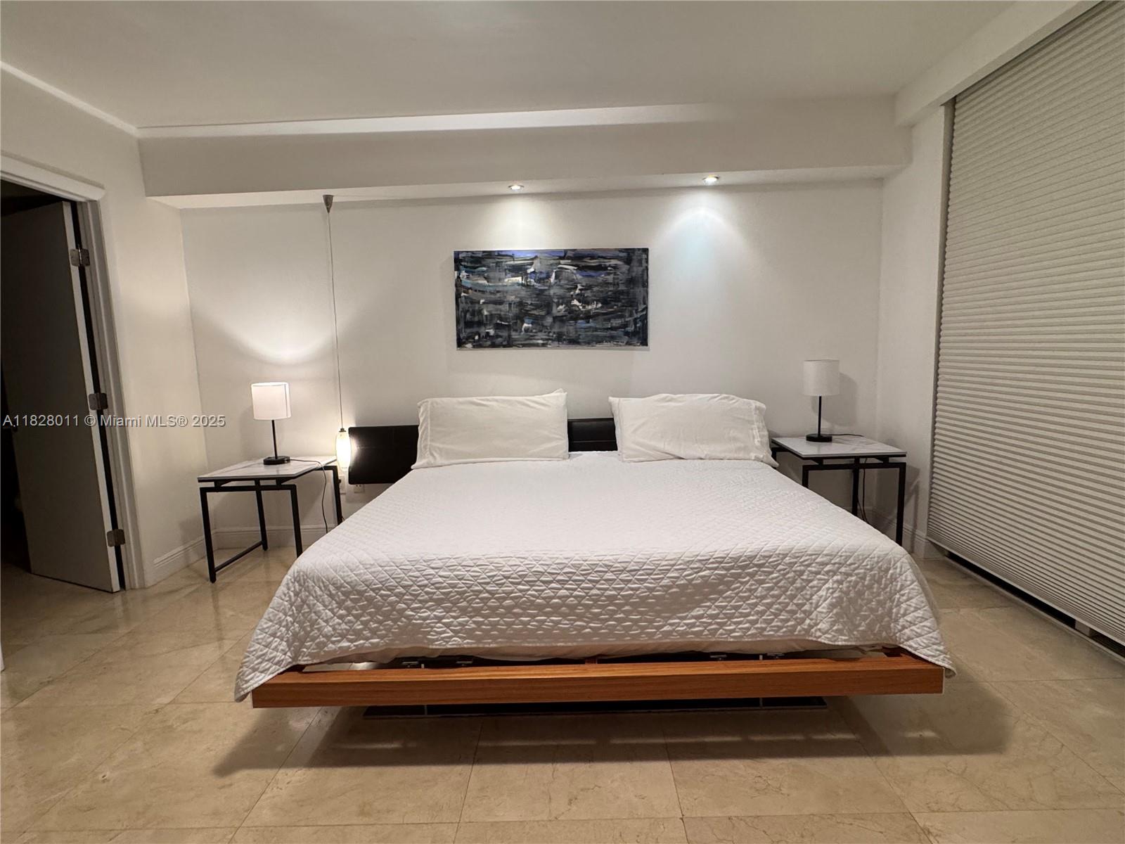 1830 S Ocean Drive # 1404