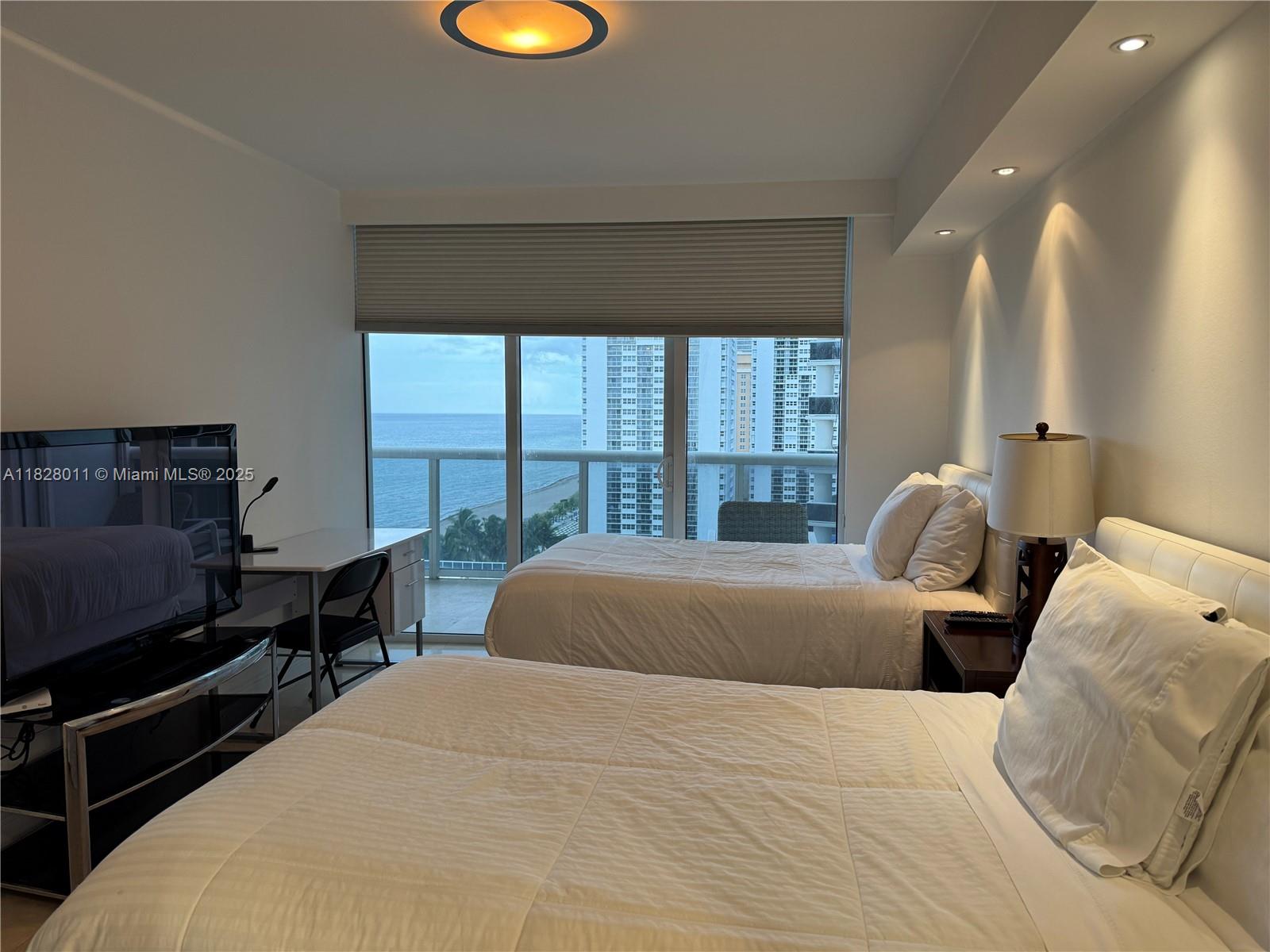 1830 S Ocean Drive # 1404