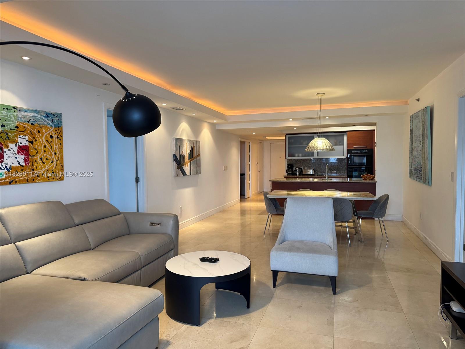 1830 S Ocean Drive # 1404