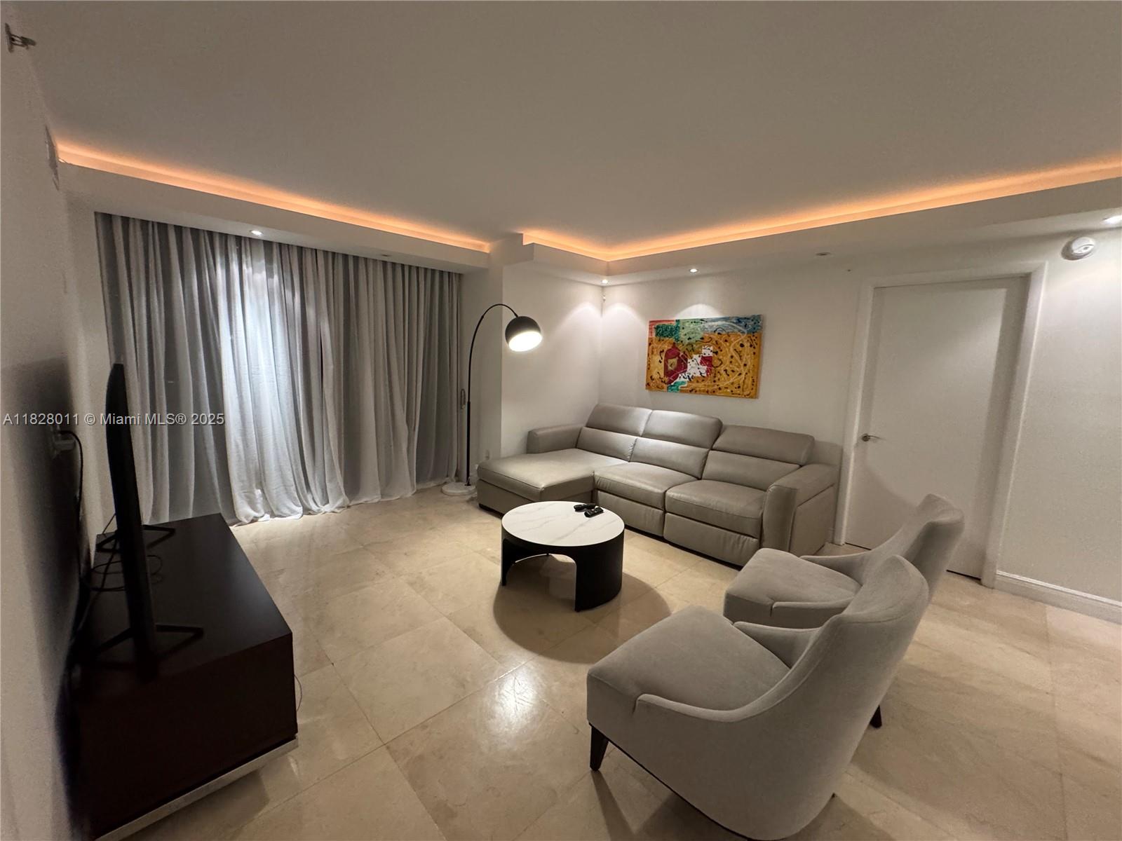 1830 S Ocean Drive # 1404