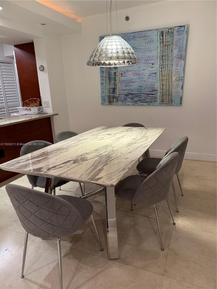 1830 S Ocean Drive # 1404