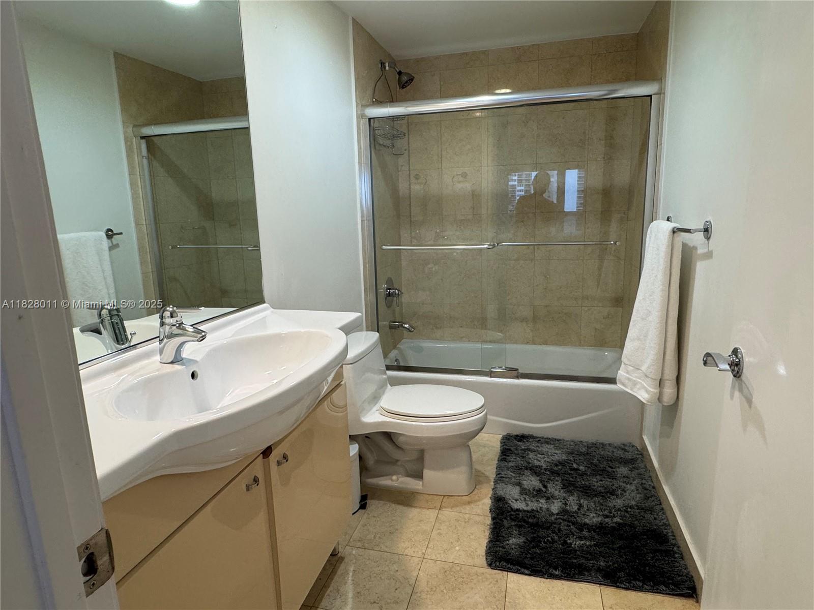 1830 S Ocean Drive # 1404