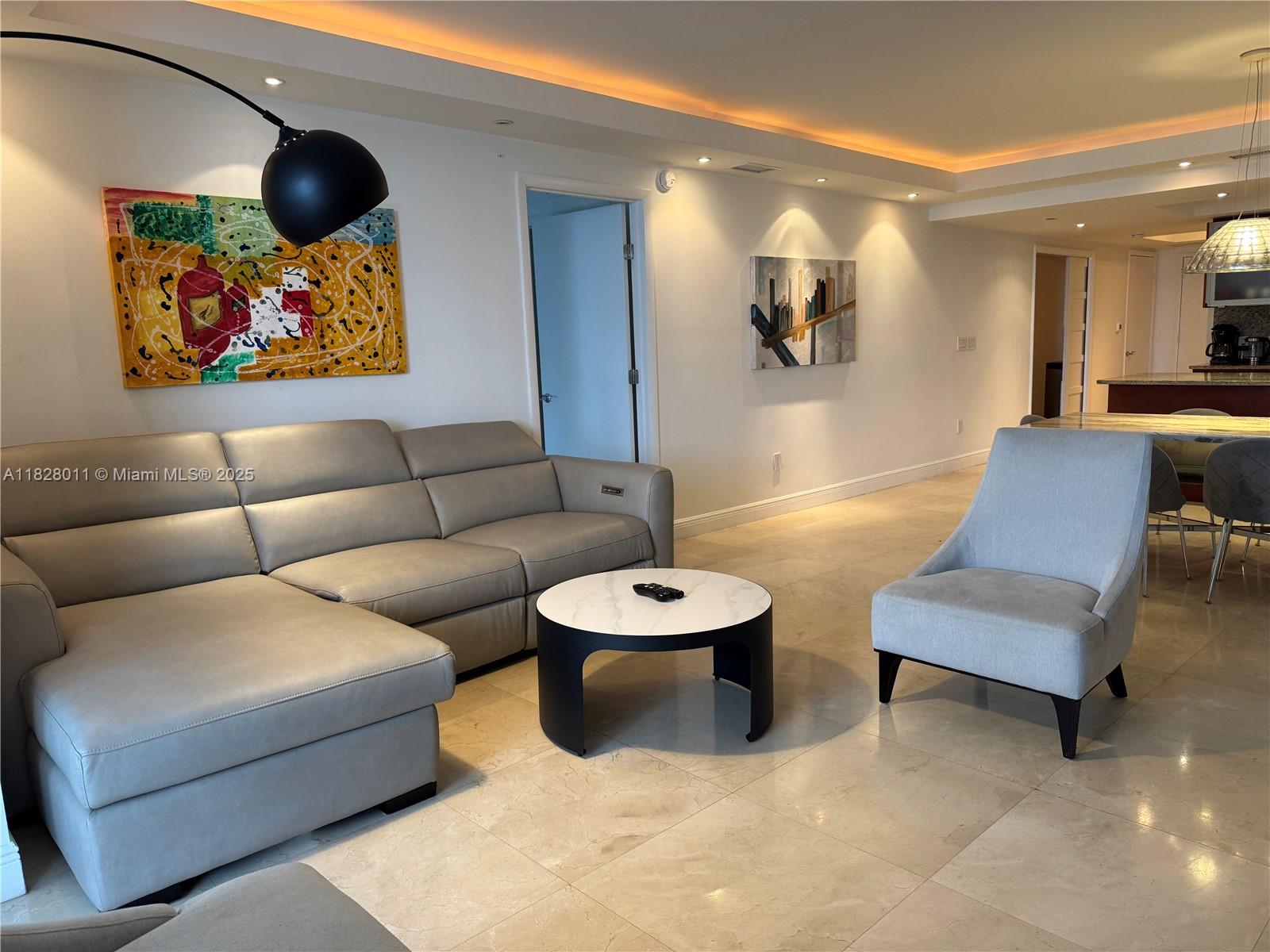 1830 S Ocean Drive # 1404