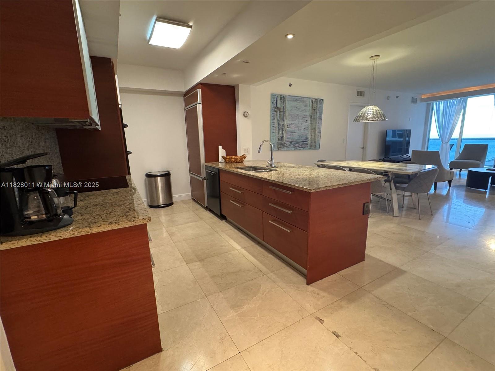 1830 S Ocean Drive # 1404