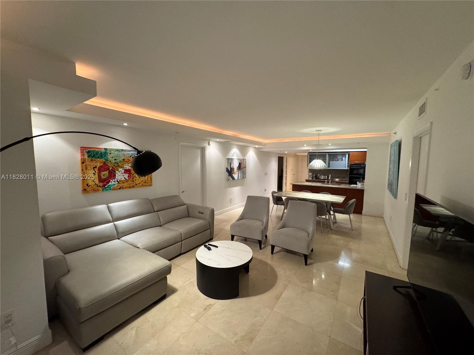 1830 S Ocean Drive # 1404