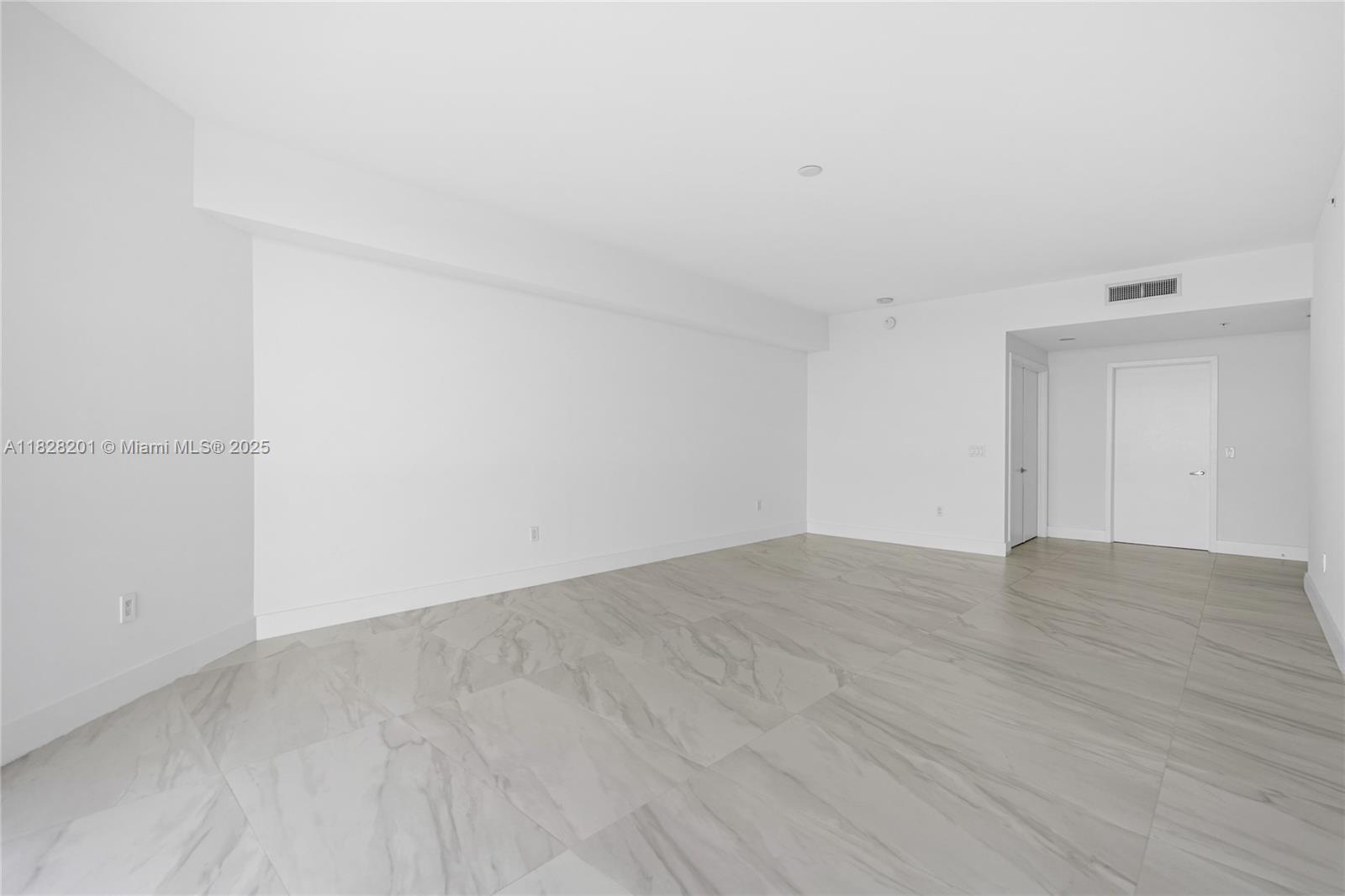 17111 Biscayne Blvd # 1210