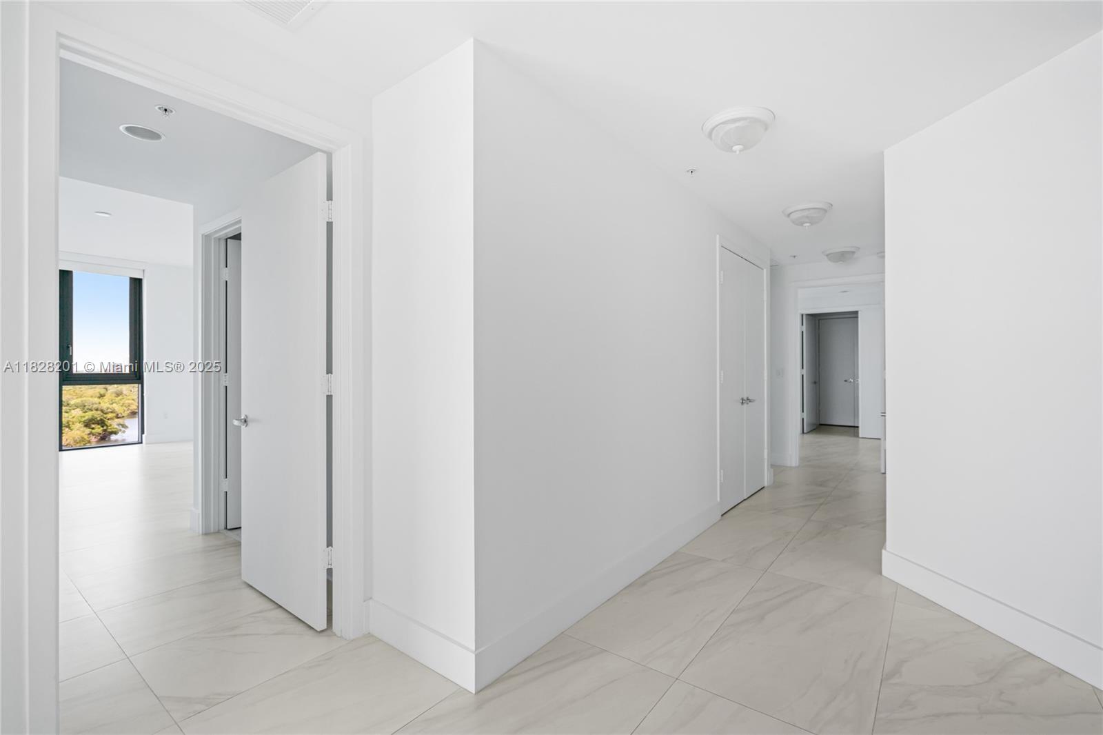 17111 Biscayne Blvd # 1210