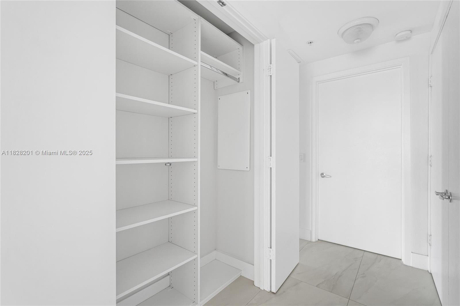 17111 Biscayne Blvd # 1210