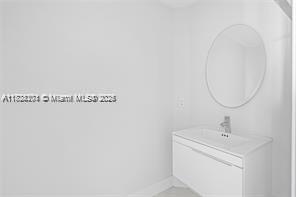 17111 Biscayne Blvd # 1210
