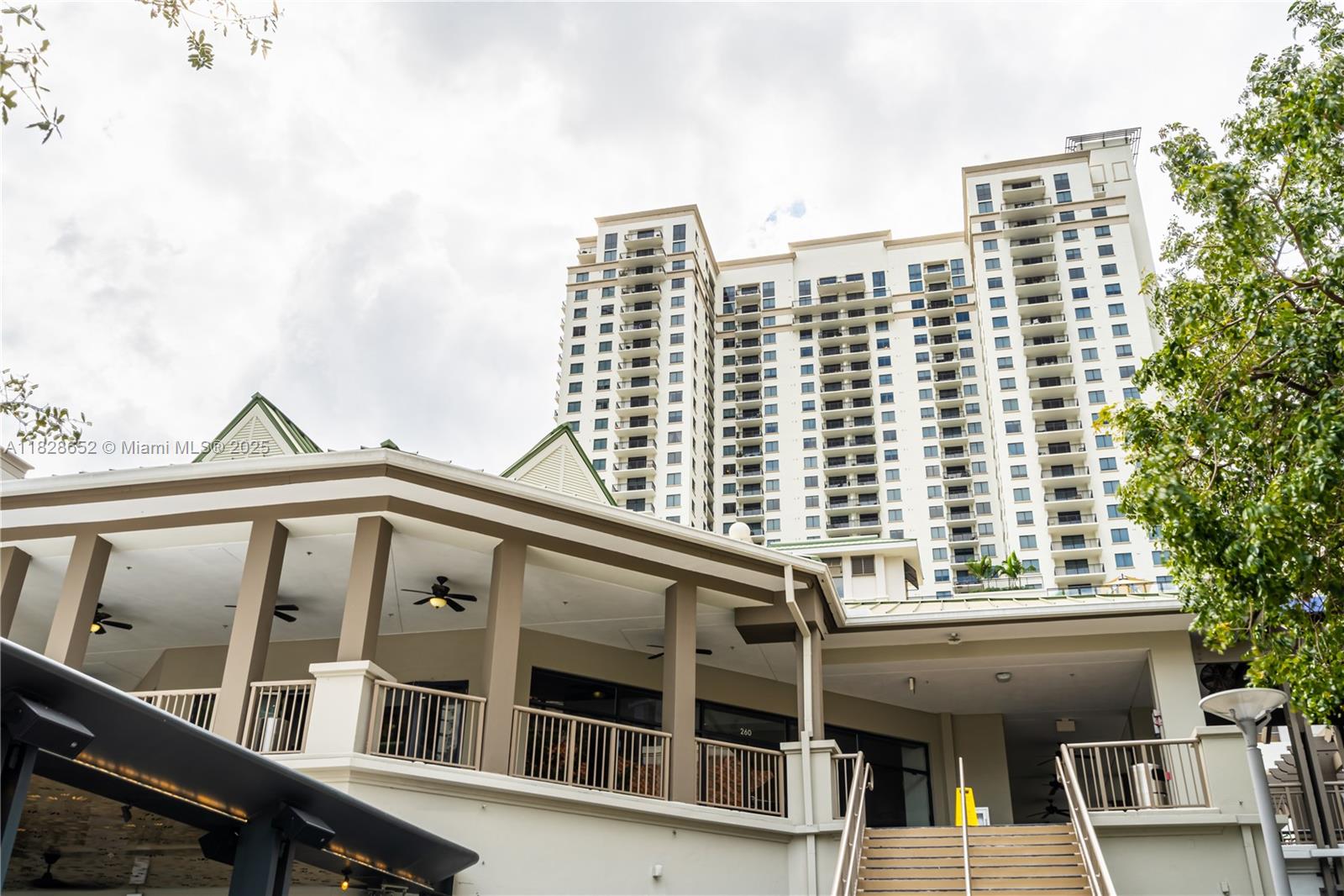 999 SW 1 AVE # 1810