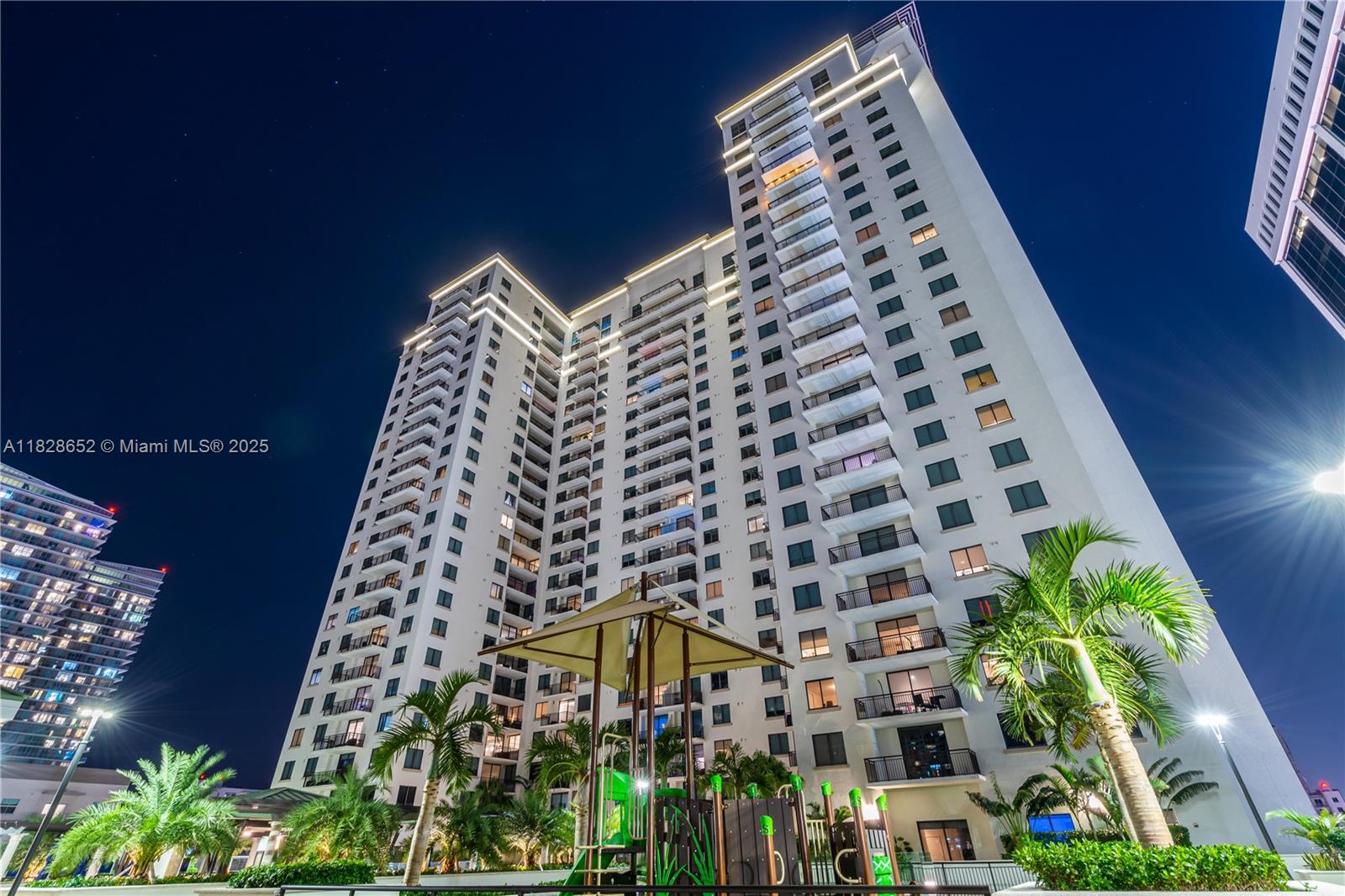 999 SW 1 AVE # 1810