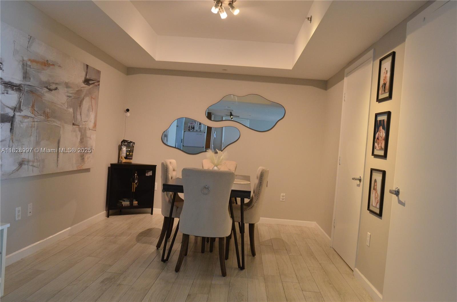 50 Biscayne Blvd # 4706