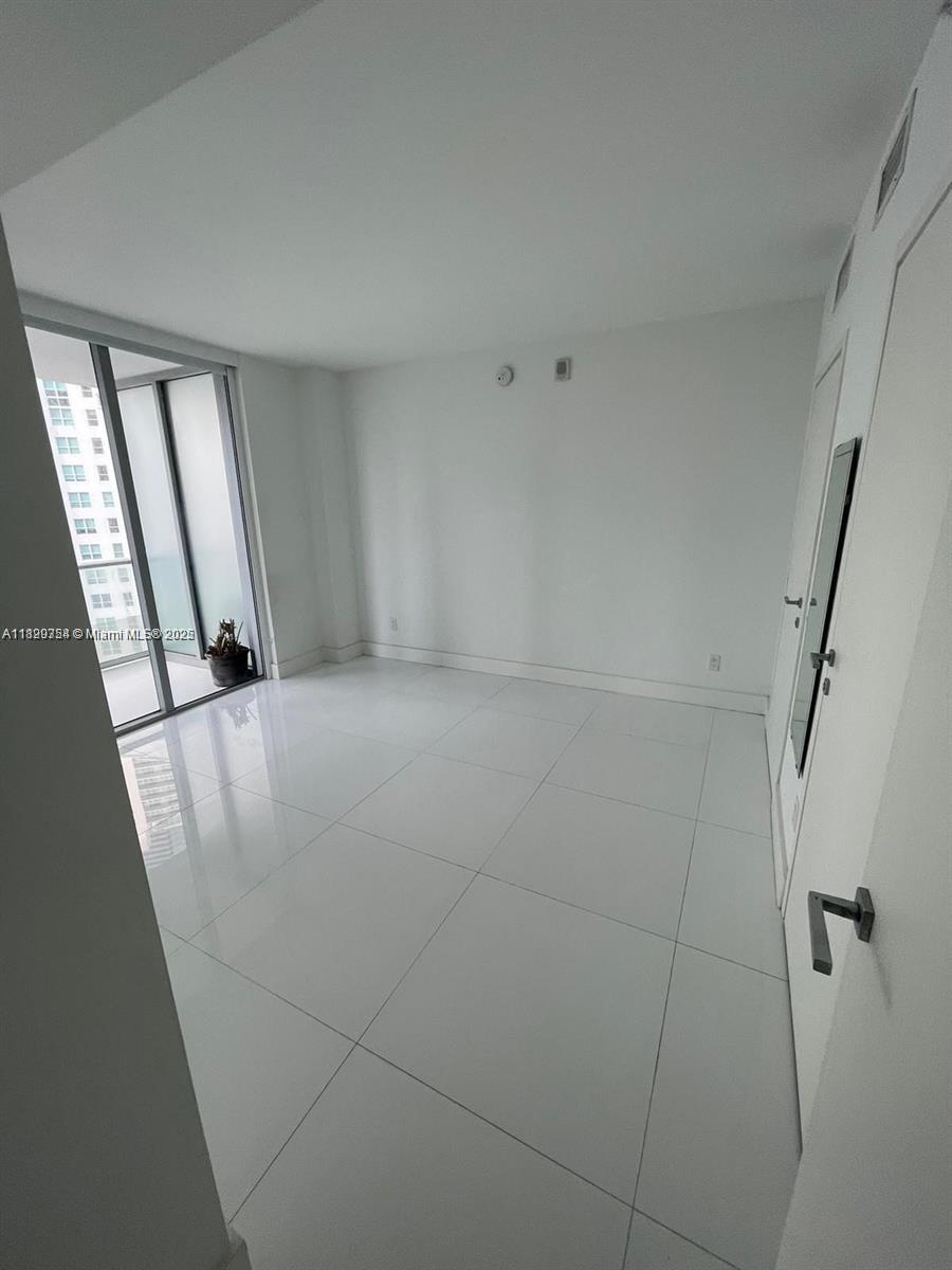 1300 Brickell Bay Dr # 1611