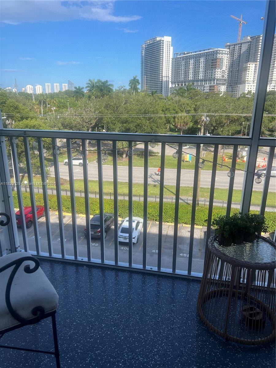 16851 NE 23rd Ave # A512