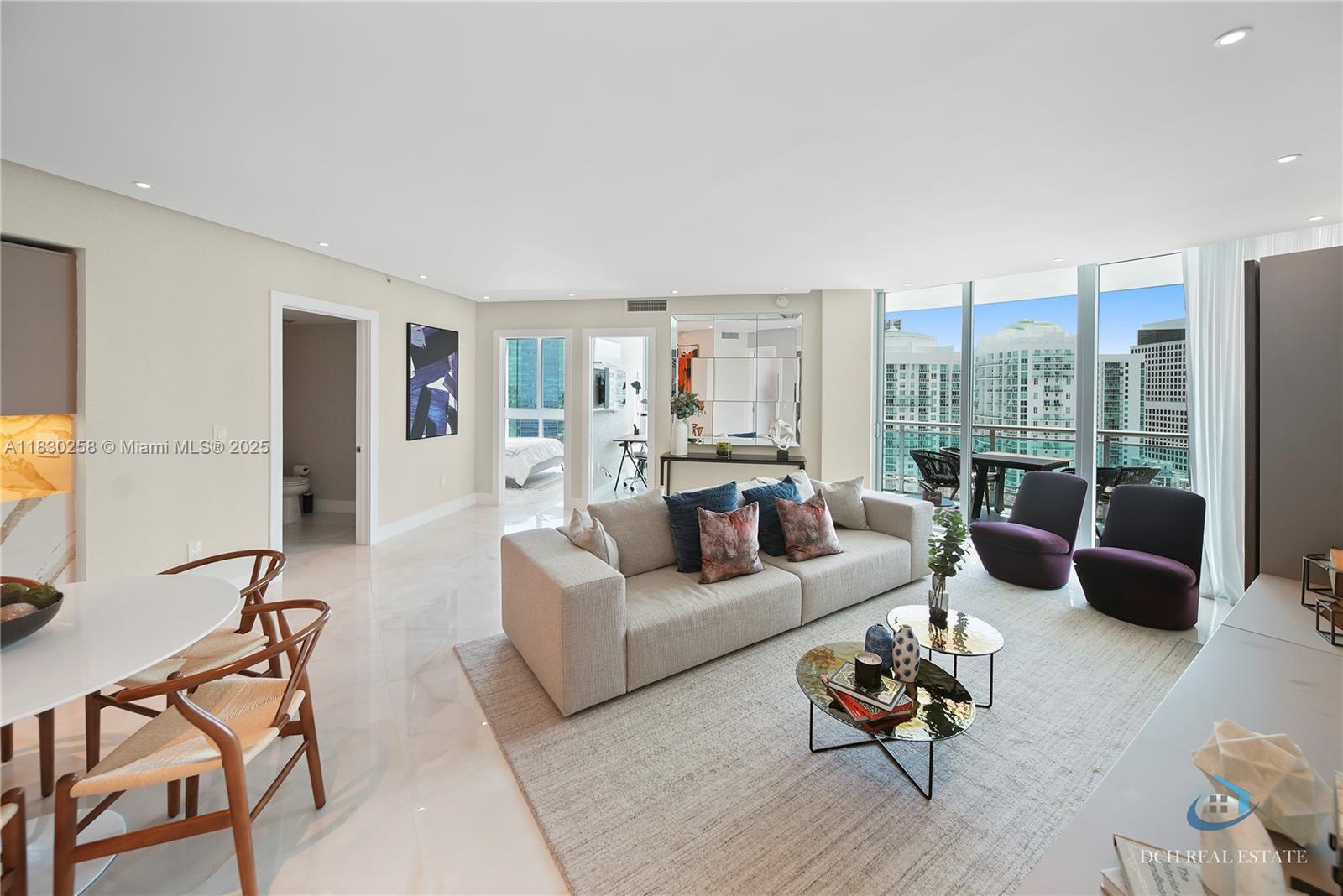 350 S Miami Ave Unit: 3902