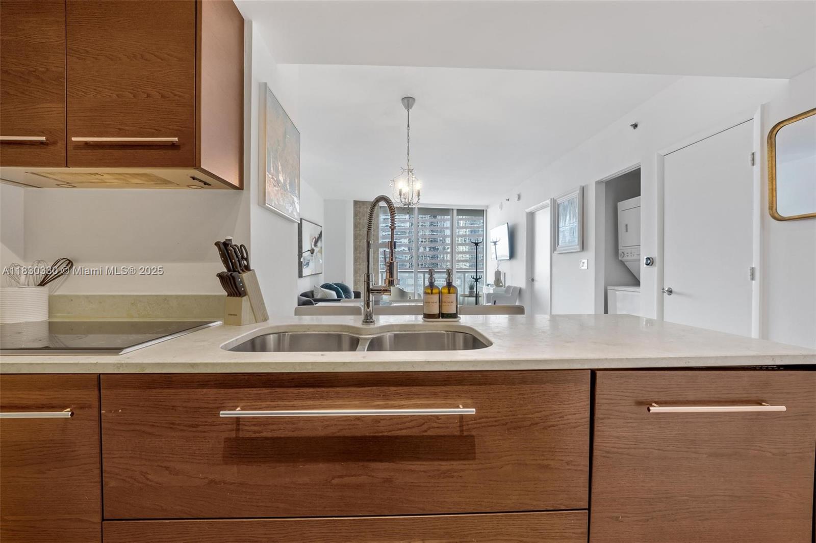 485 Brickell Ave # 1609