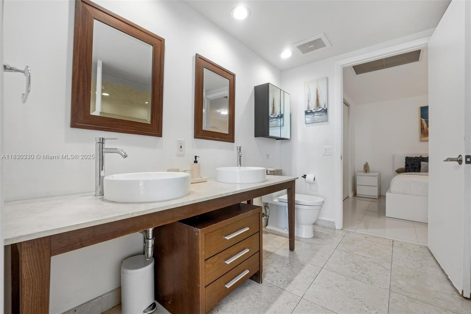 485 Brickell Ave # 1609