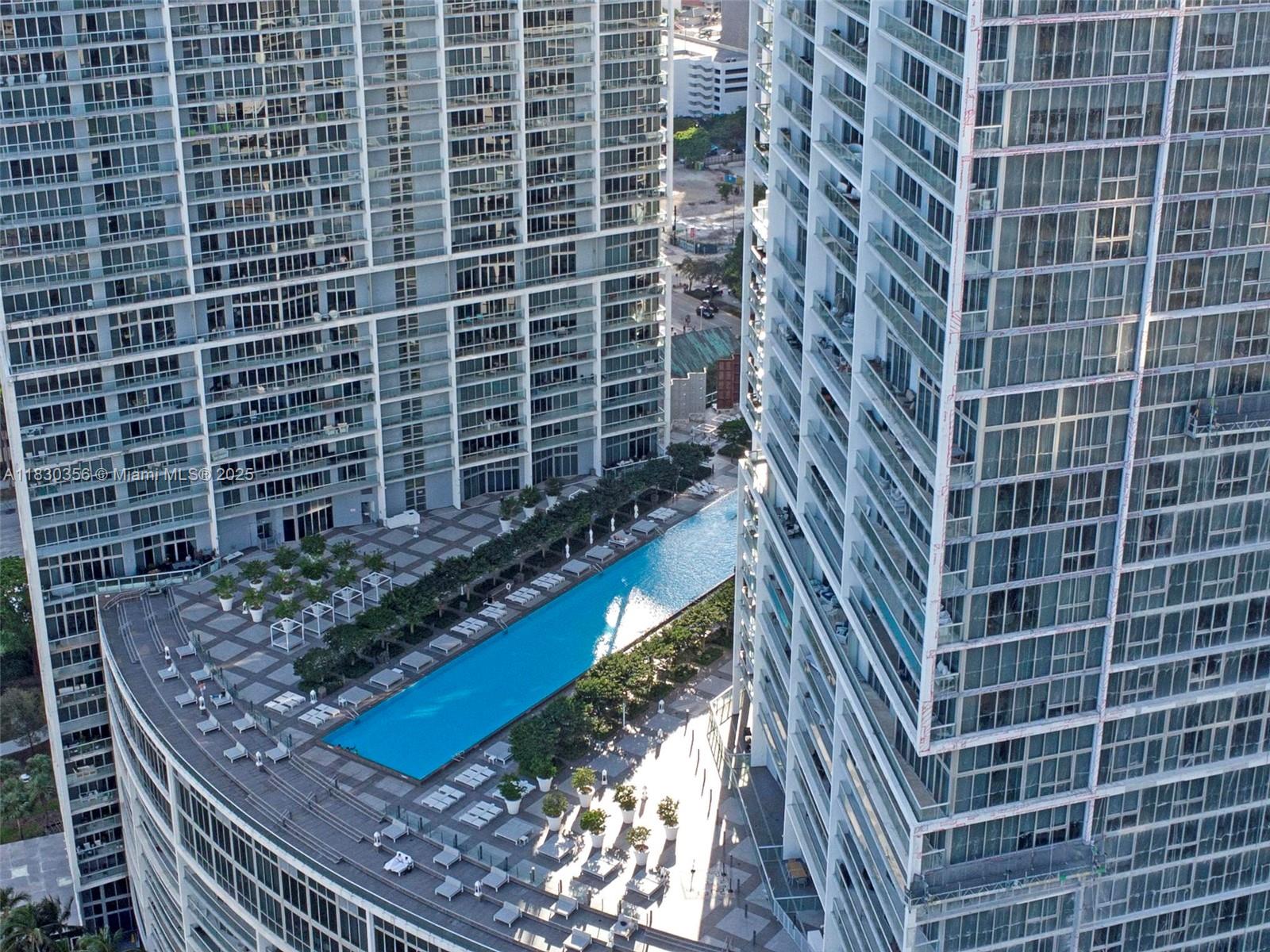485 Brickell Ave # 1909
