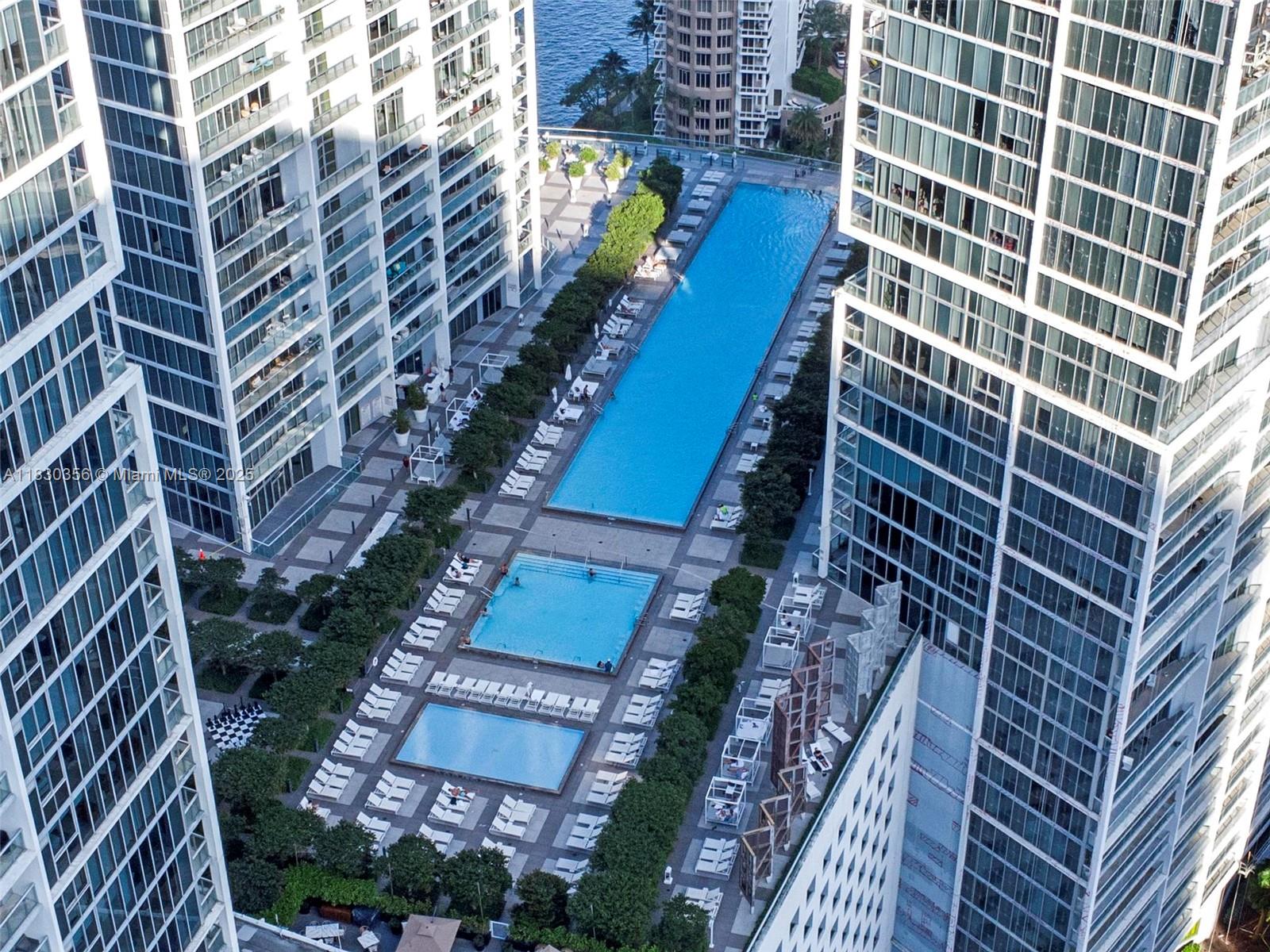 485 Brickell Ave # 1909